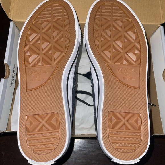 Brand New Women’s size 7 Converse One Star Pro Ox. - Picture 5 of 8